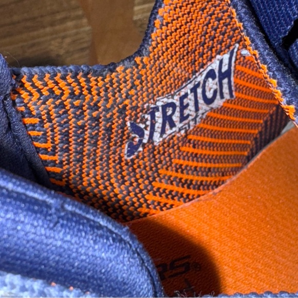 Skechers Kids Blue Slip-On Sneakers. Size 1. - Picture 9 of 15